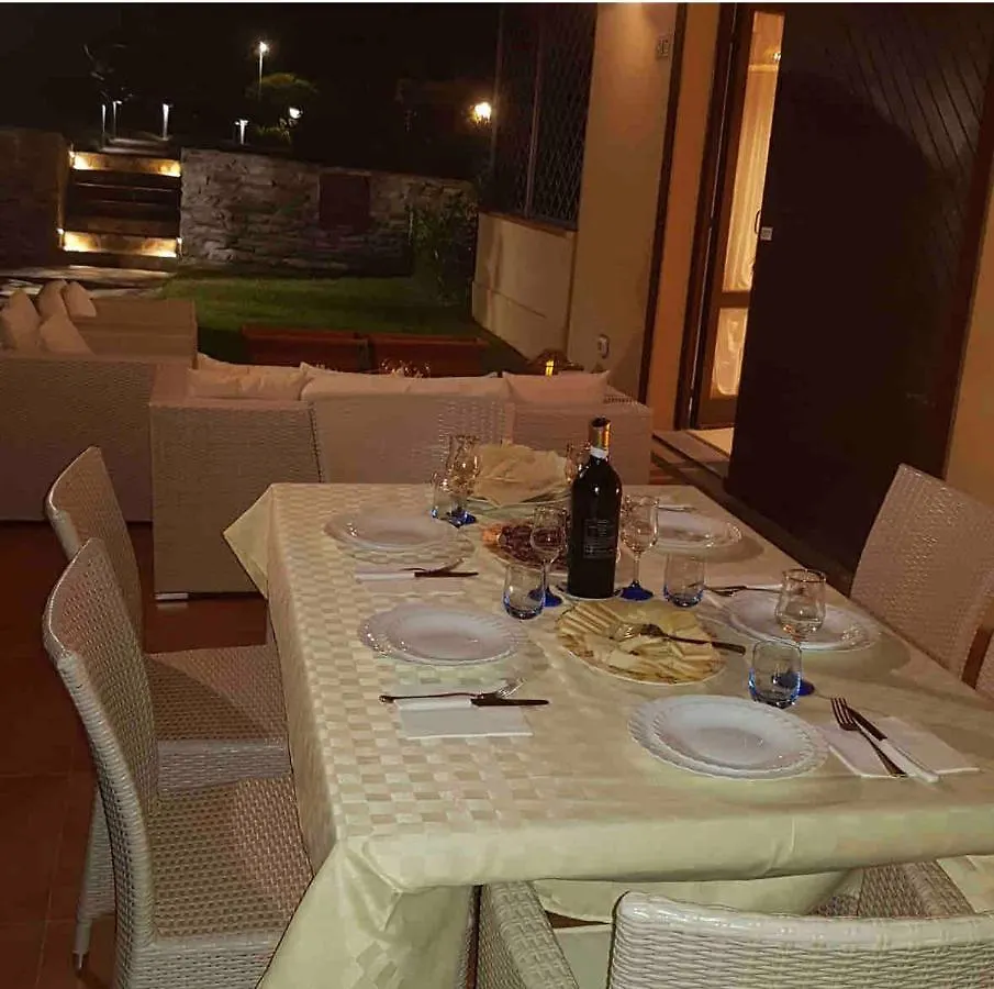 Appartamento A 200Mt Da 
